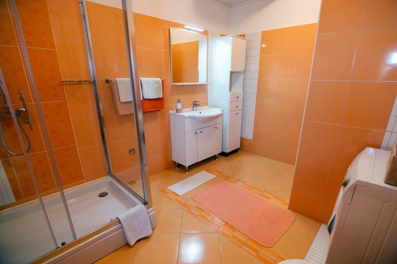 Apartmani Ivan Лопар Экстерьер фото